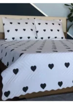 Kalpli Yatak Örtüsü Beyaz Zemin Siyah Kalp - Görsel 2